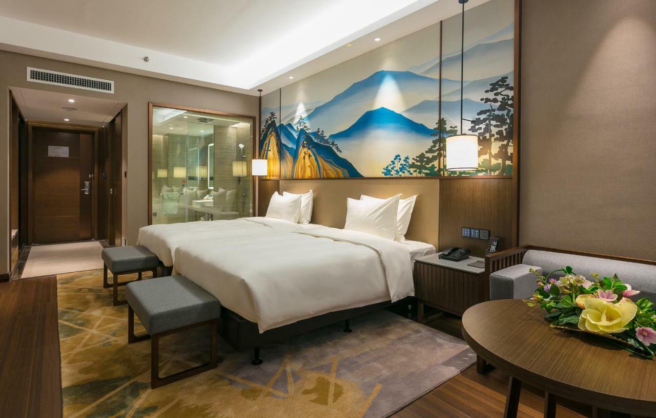 Millennium Resort Wuyishan Уйишань Экстерьер фото
