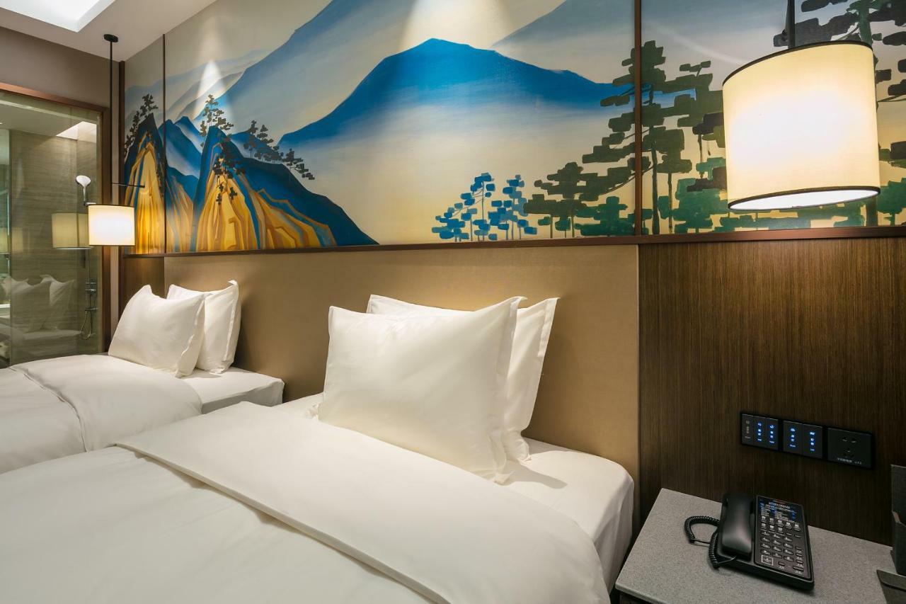 Millennium Resort Wuyishan Уйишань Экстерьер фото