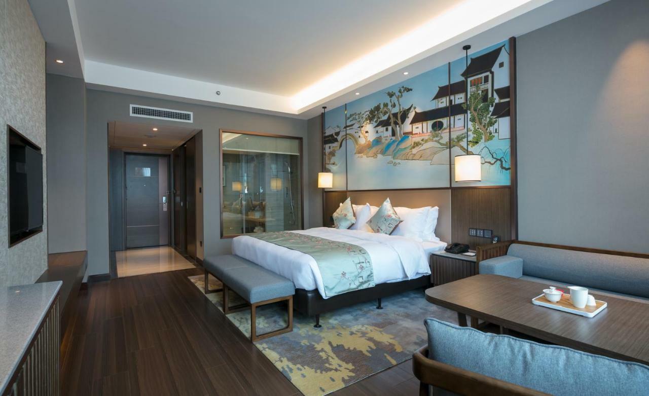 Millennium Resort Wuyishan Уйишань Экстерьер фото